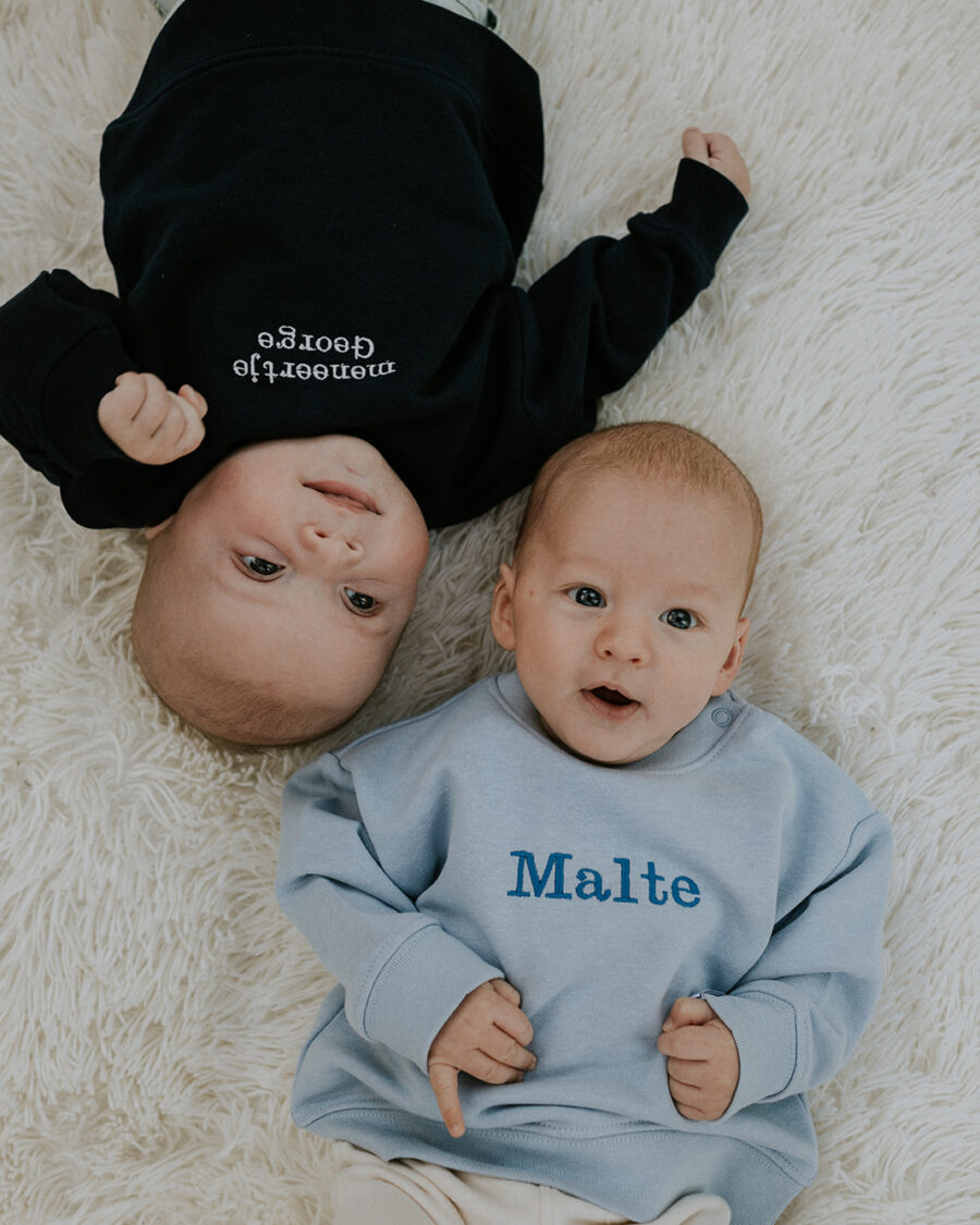 Gepersonaliseerde sweater met borduring voor babies en kids - Mangos on Monday