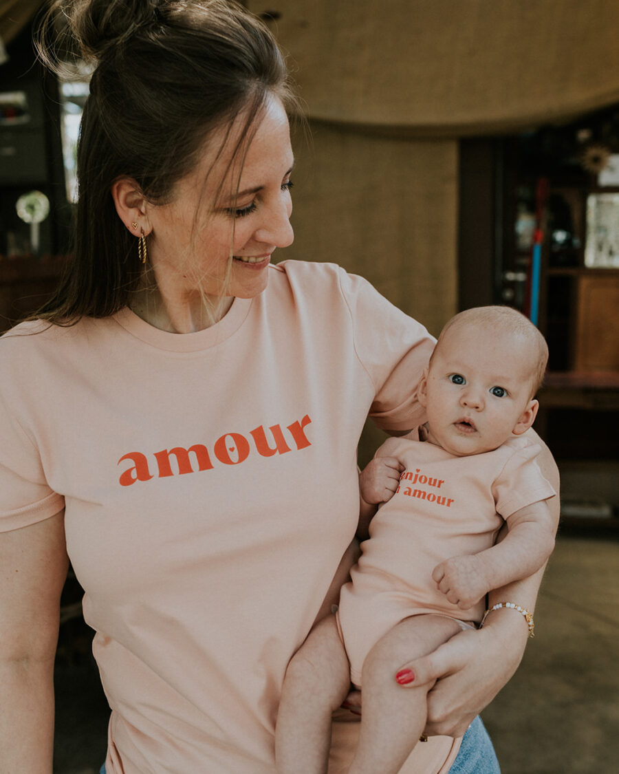 Amour t-shirt - Mangos on Monday