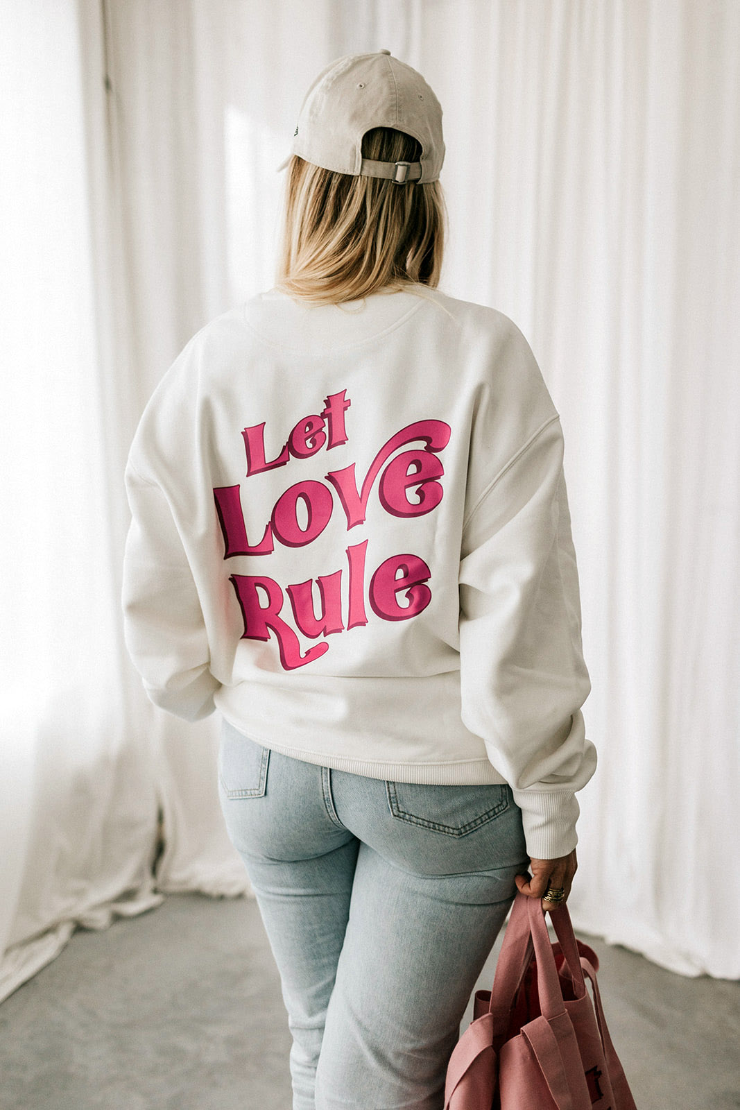Let Love Rule - Oversized sweater by Mangos on Monday